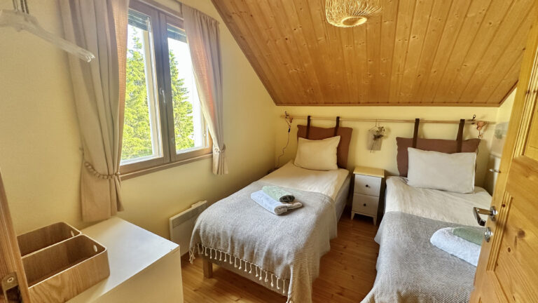 Jokimaja_Ruska_Zimmer_1