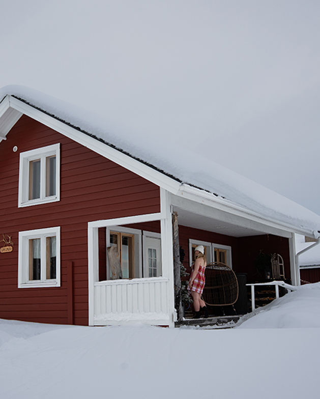 Sauna Hotel Jokimaja in Lappland im Winter